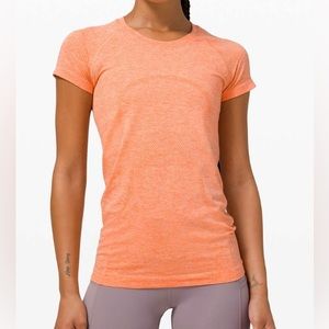 Lululemon Swiftly Tech Short Sleeve 2.0
Amber Orange